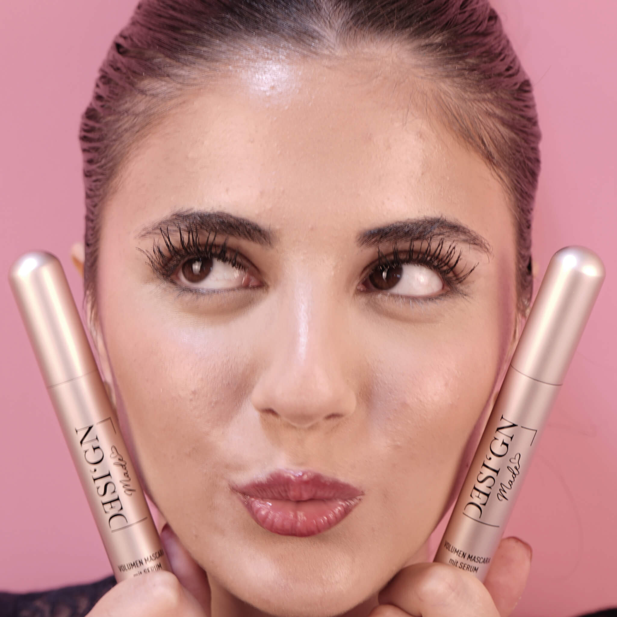 VOLUMEN MASCARA MIT WACHSTUMSERUM 6ML - DESI'GN MADE