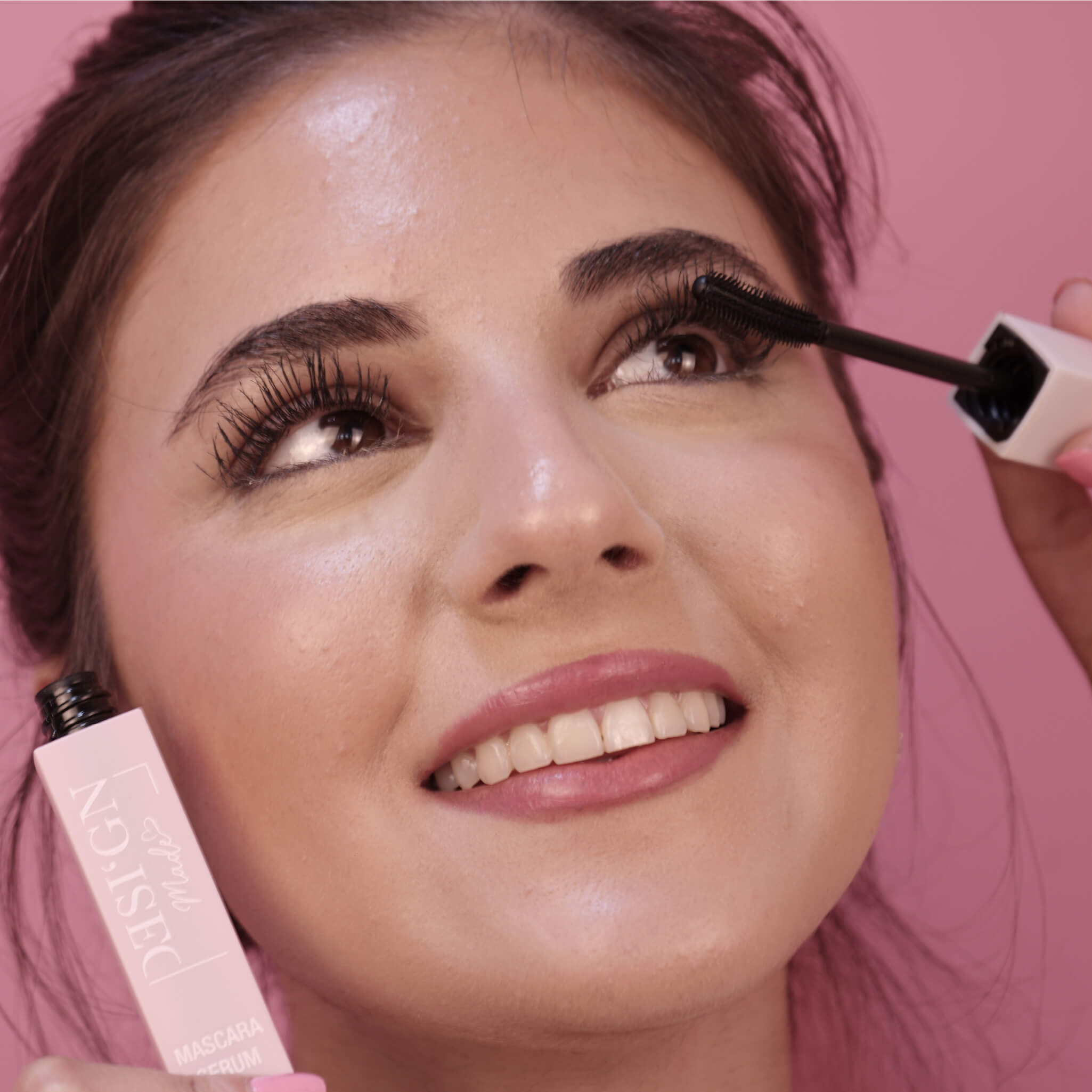 MASCARA MIT WACHSTUMSSERUM 6ML - DESI'GN MADE