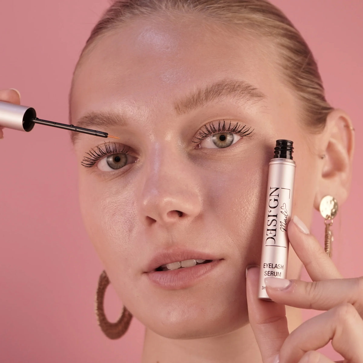 WIMPERNSERUM von DESI'GN MADE – Ergebnis nach regelmäßiger Anwendung